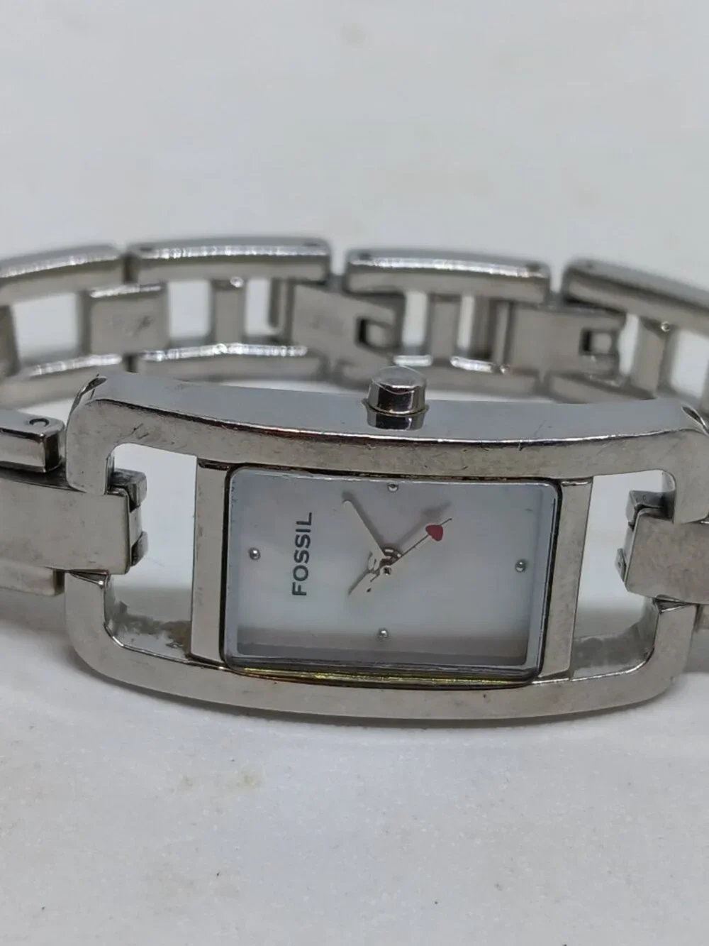 VINTAGE 2000s Fossil f2 ES-1016 Women's 17mm x 35mm Silver Tone MOP Dial Watch